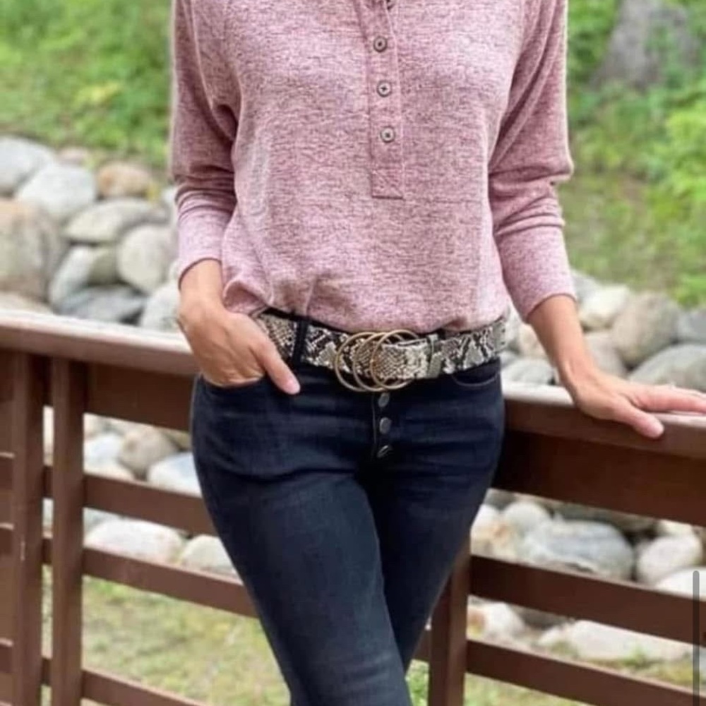 CAbi #4200 Henley Marled Pink Pullover. Size XS. NWT. - Picture 7 of 7